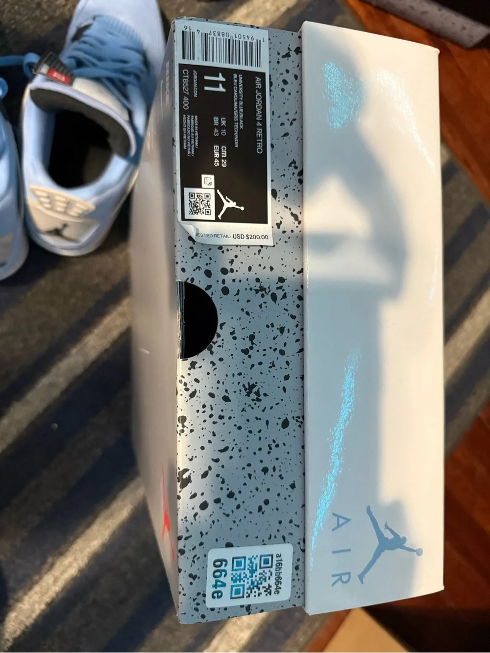 Air Jordan 4 Retro University Blue